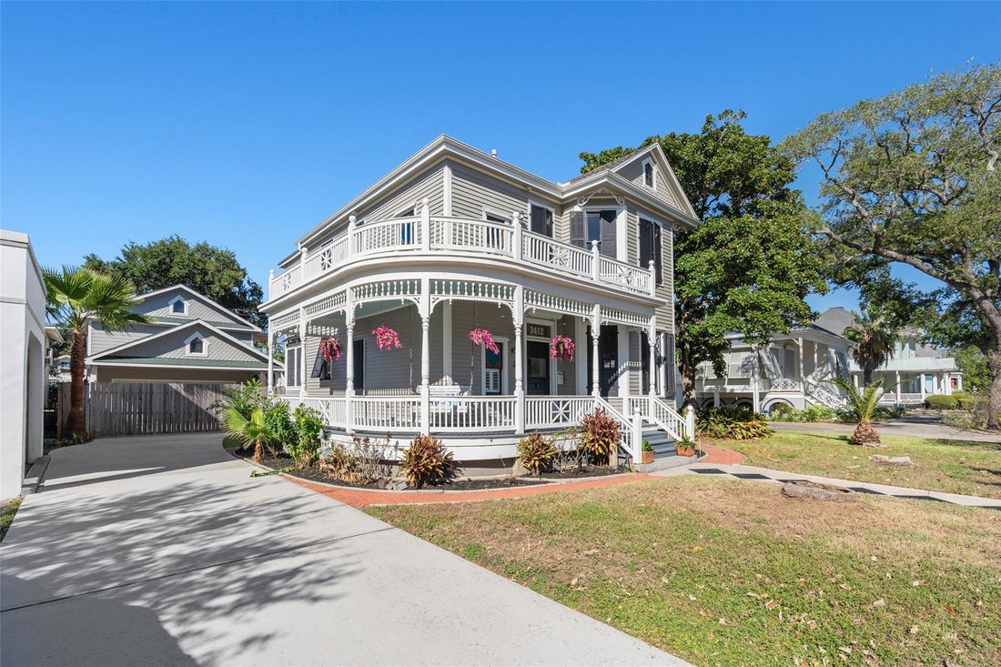 House in Galveston, Texas, United States 2 - 16545533