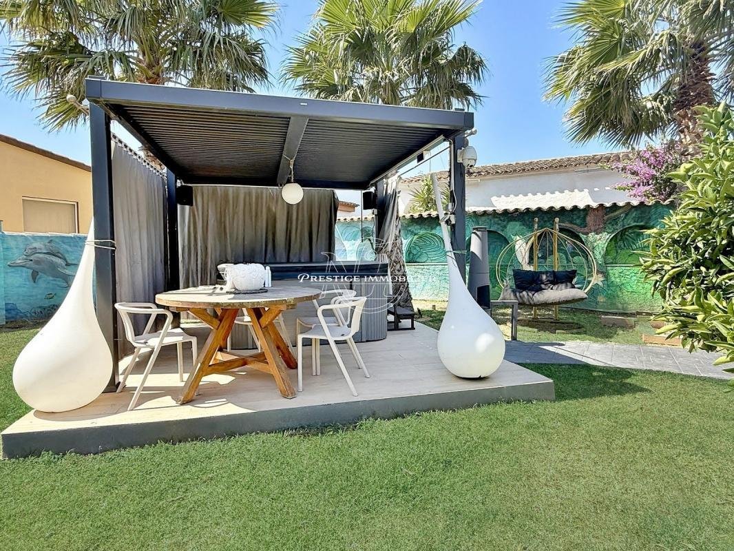 Villa in Empuriabrava, Catalonia, Spain 5 - 16544734