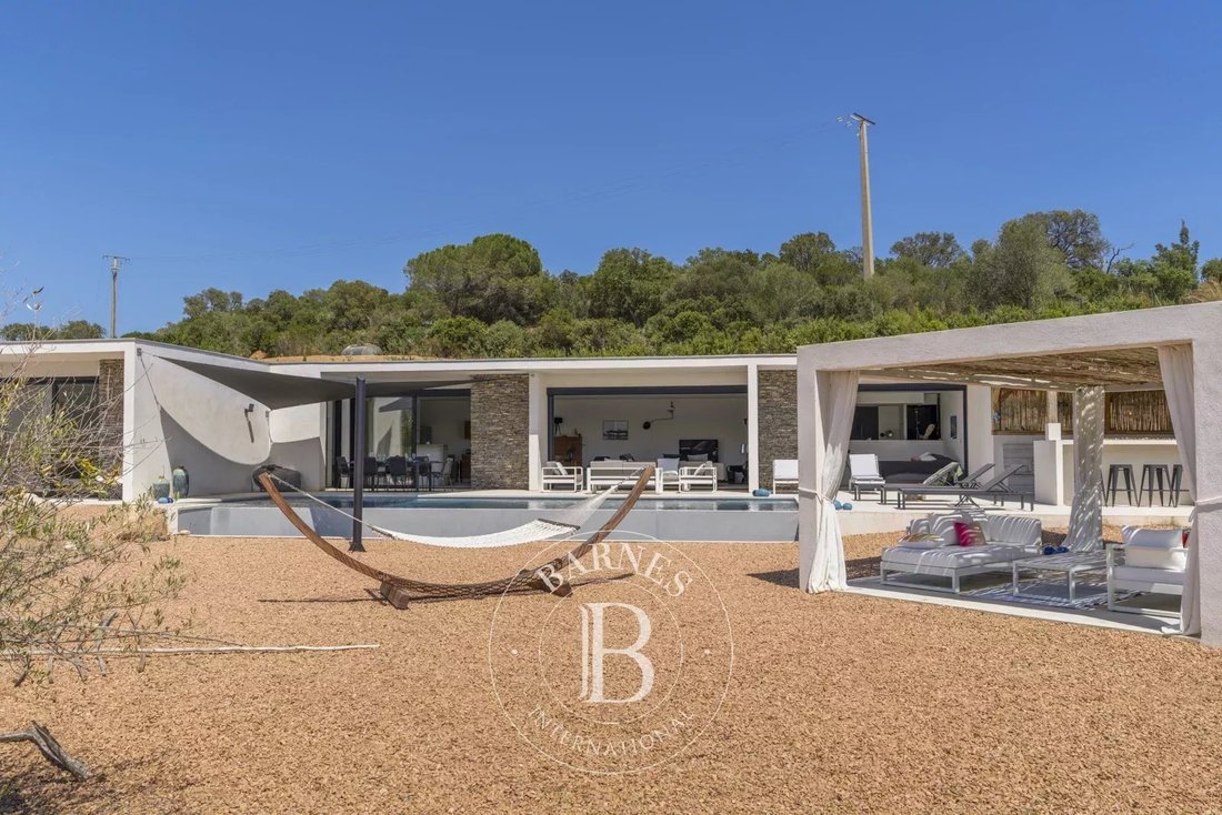 Villa in Zonza, Corsica, France 2 - 12953535