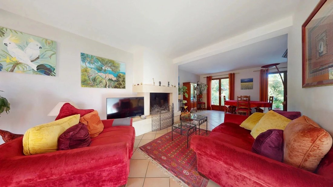 House in Dampierre-en-Yvelines, Ile-de-France, France 1 - 16547048