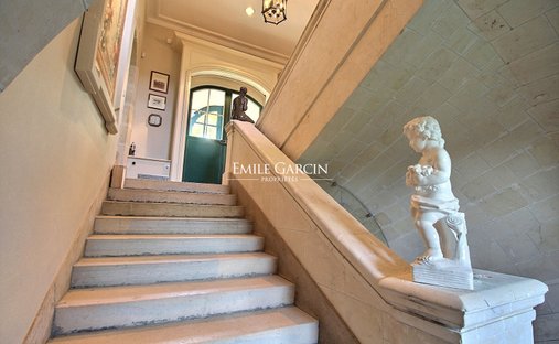 Castle for Sale in Auxerre, Bourgogne-Franche-Comté, France