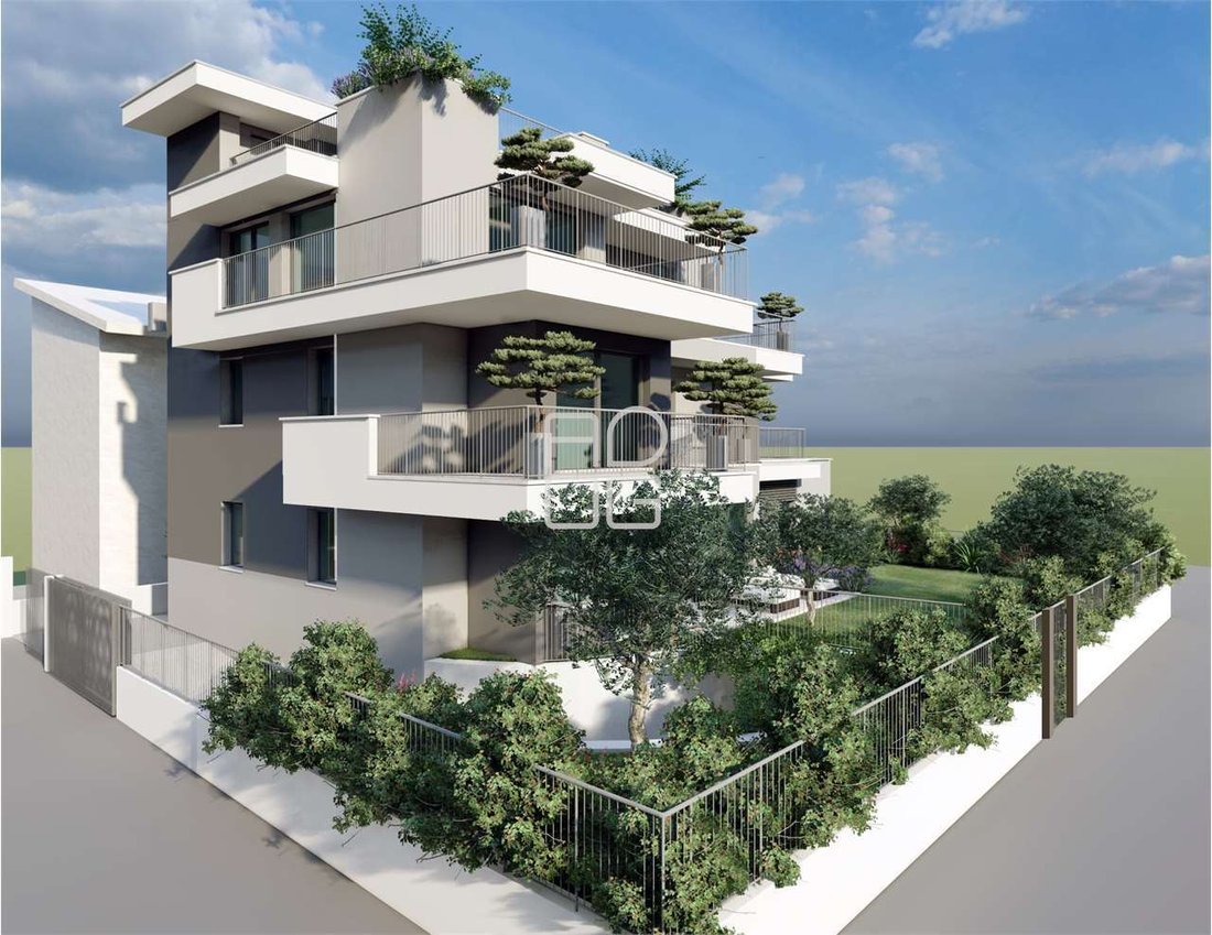 Villa in Desenzano Centro, Desenzano del Garda, Lombardy 1 - 16554233