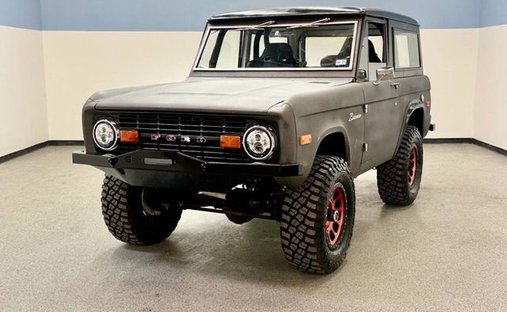 Ford Bronco in Calverton, NY, United States 1