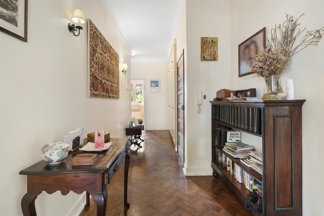 Apartment in Estoril, Cascais e Estoril, Lisbon 4 - 16549432