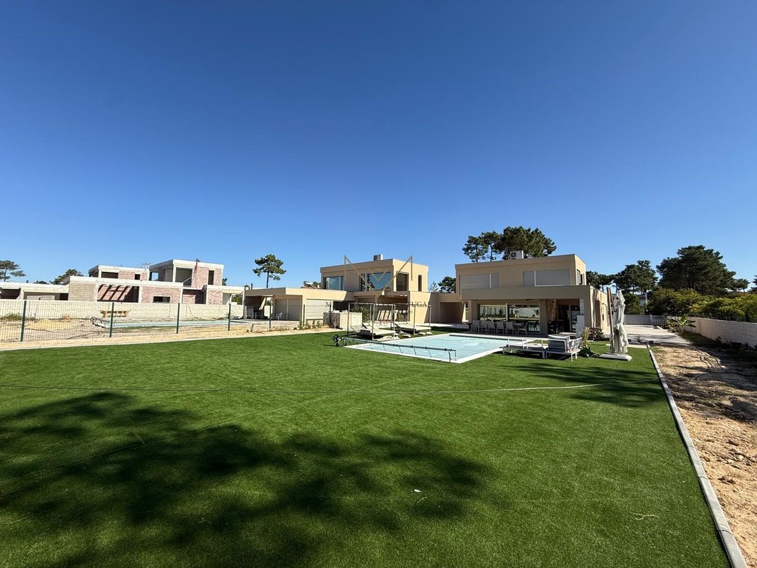 Villa in Charneca de Caparica e Sobreda, Setubal, Portugal 3 - 16546112