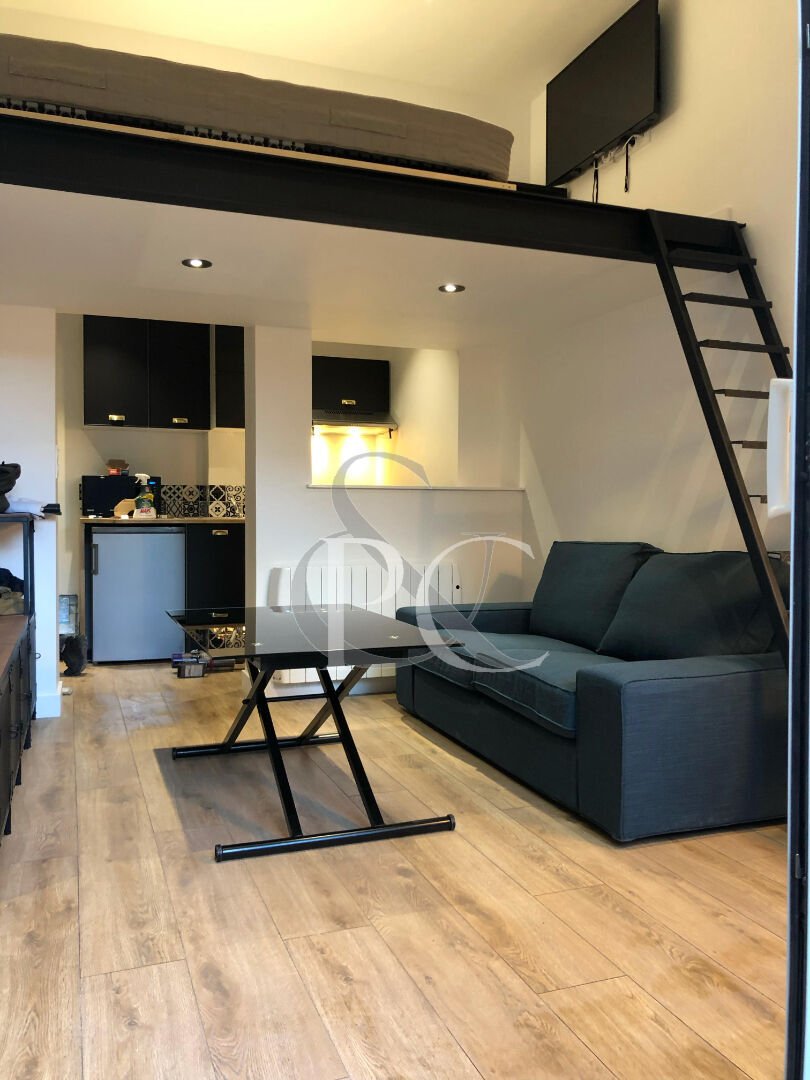 Townhouse in La Roche-sur-Yon, Pays de la Loire, France 2 - 16286489