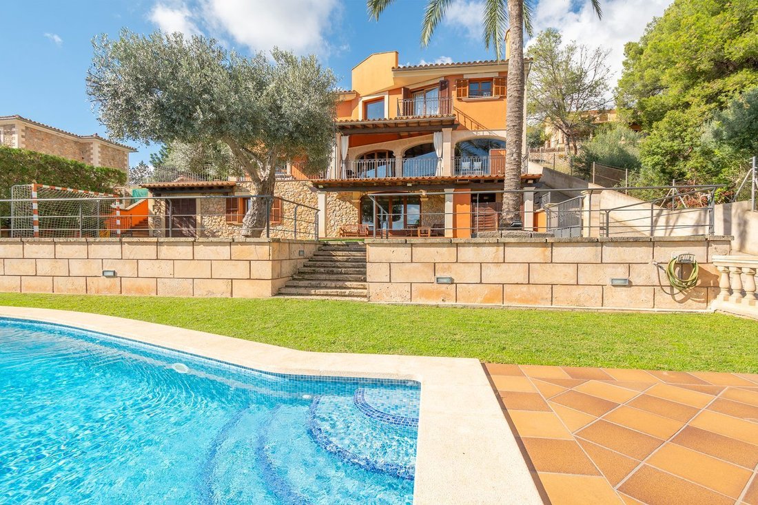 Villa in Bunyola, Balearic Islands, Spain 1 - 16113170
