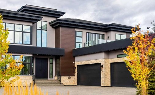 House in Calgary, Alberta, Canada 1