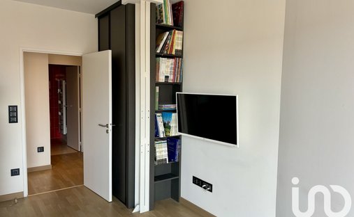 Château 3800 M² Sur Terrain 22ha