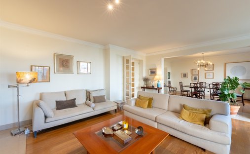 House in Sao Vicente, Lisbon, Portugal 1