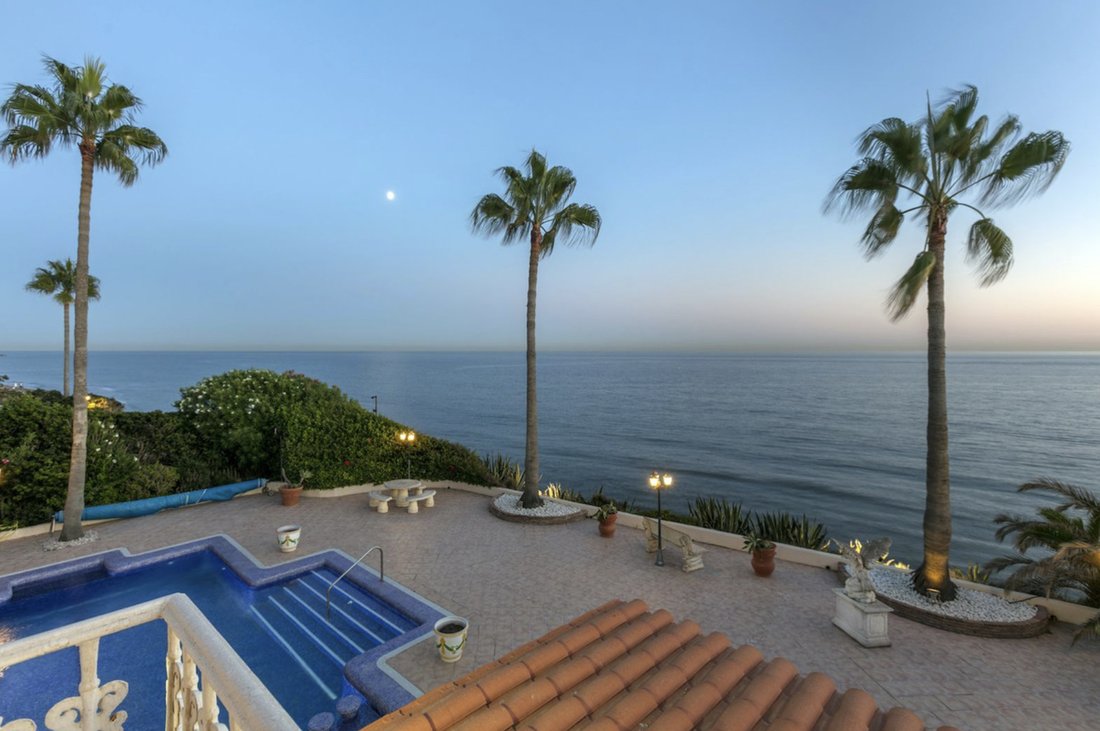 Villa in Elviria-Cabopino, Marbella, Spain 2 - 16548921