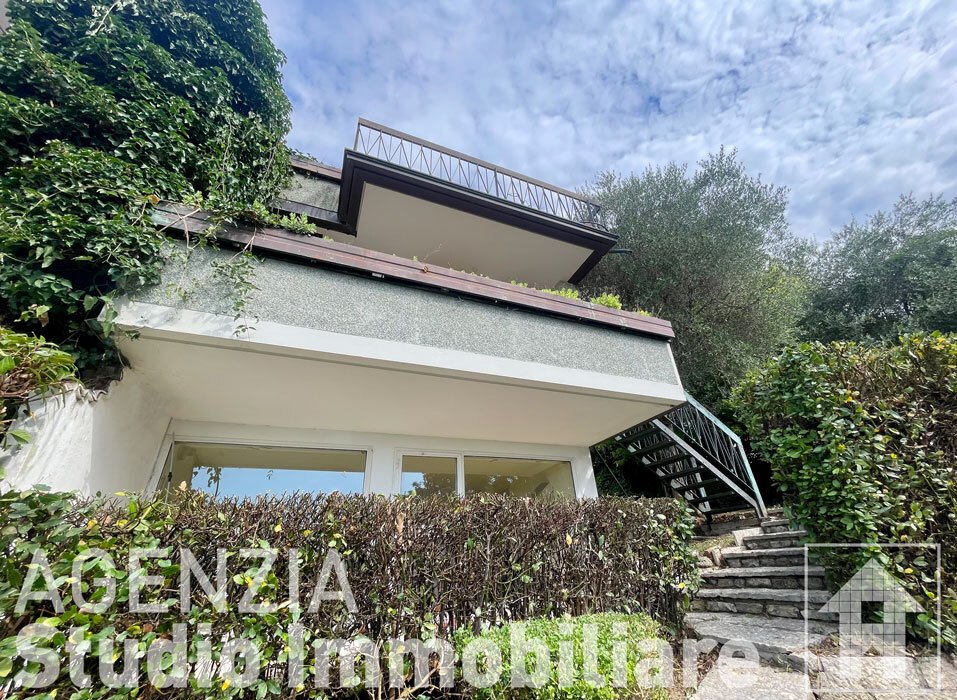 Villa in Padenghe sul Garda, Lombardy, Italy 3 - 16550477