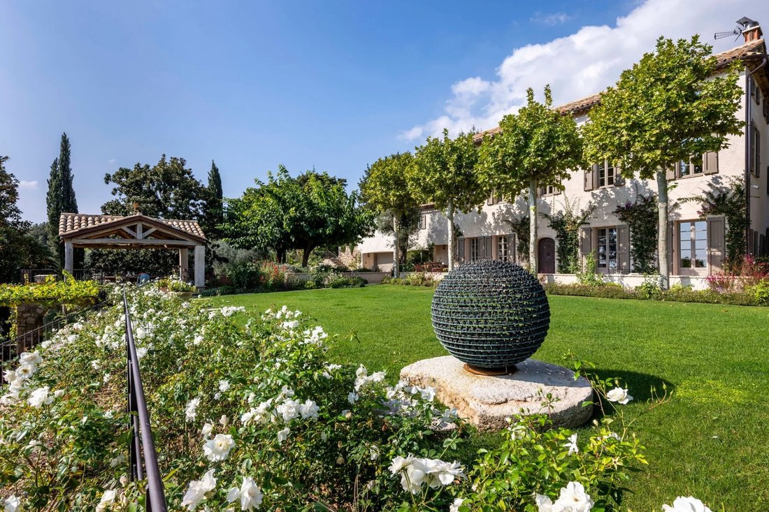 Villa in Grasse, Provence-Alpes-Côte d'Azur, France 2 - 16554148