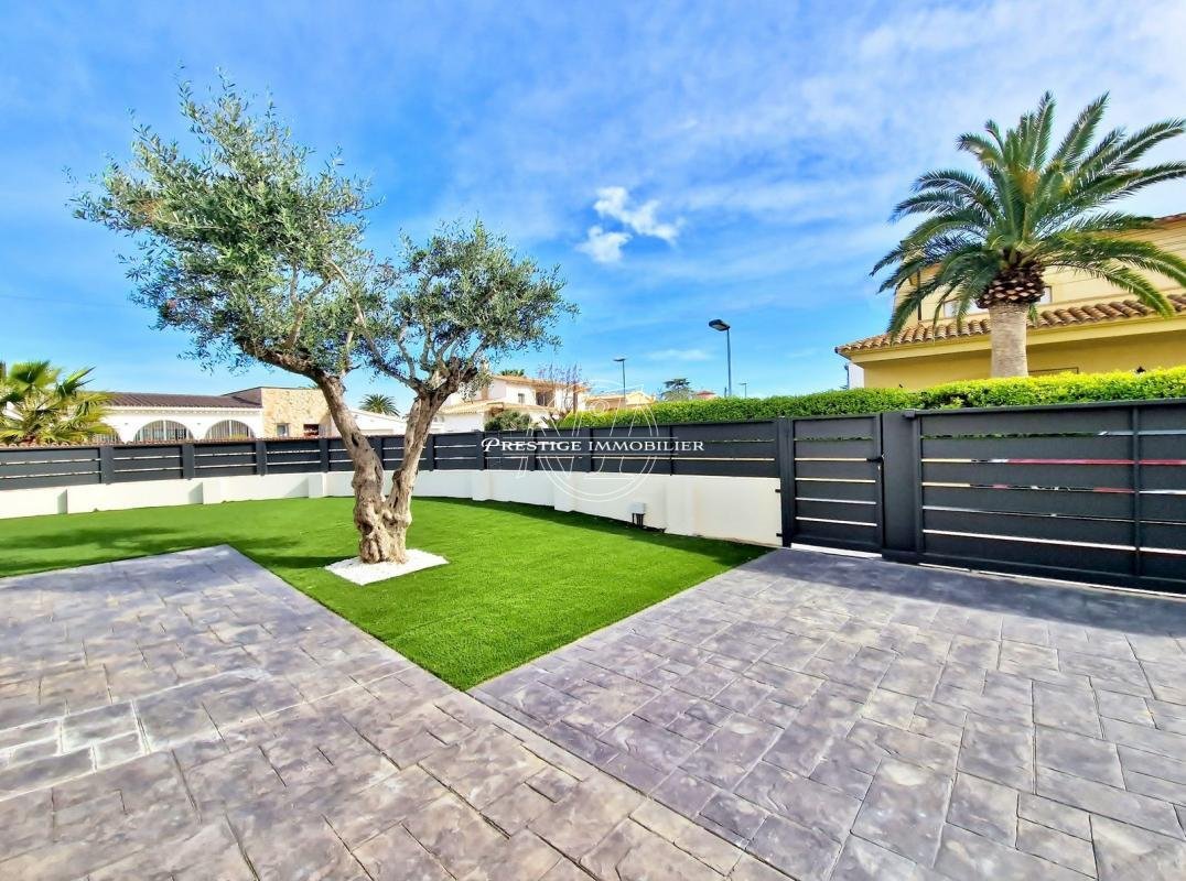 House in Empuriabrava, Catalonia, Spain 4 - 16544712