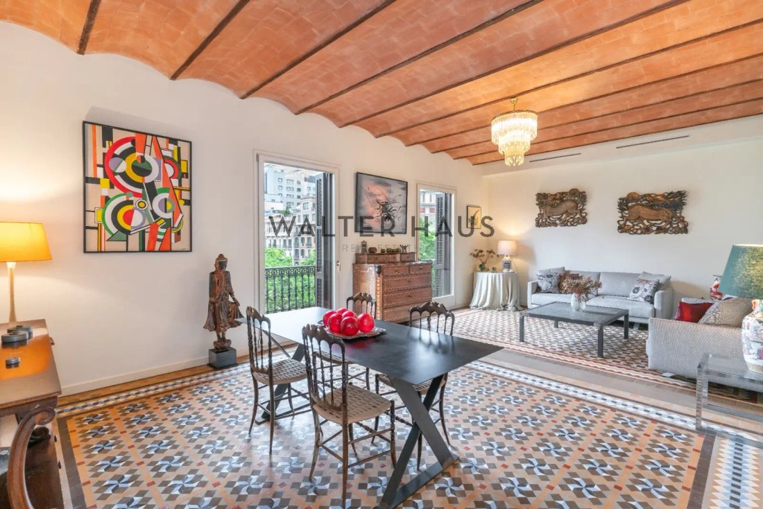 Apartment in Eixample, Barcelona, Spain 1 - 15697304