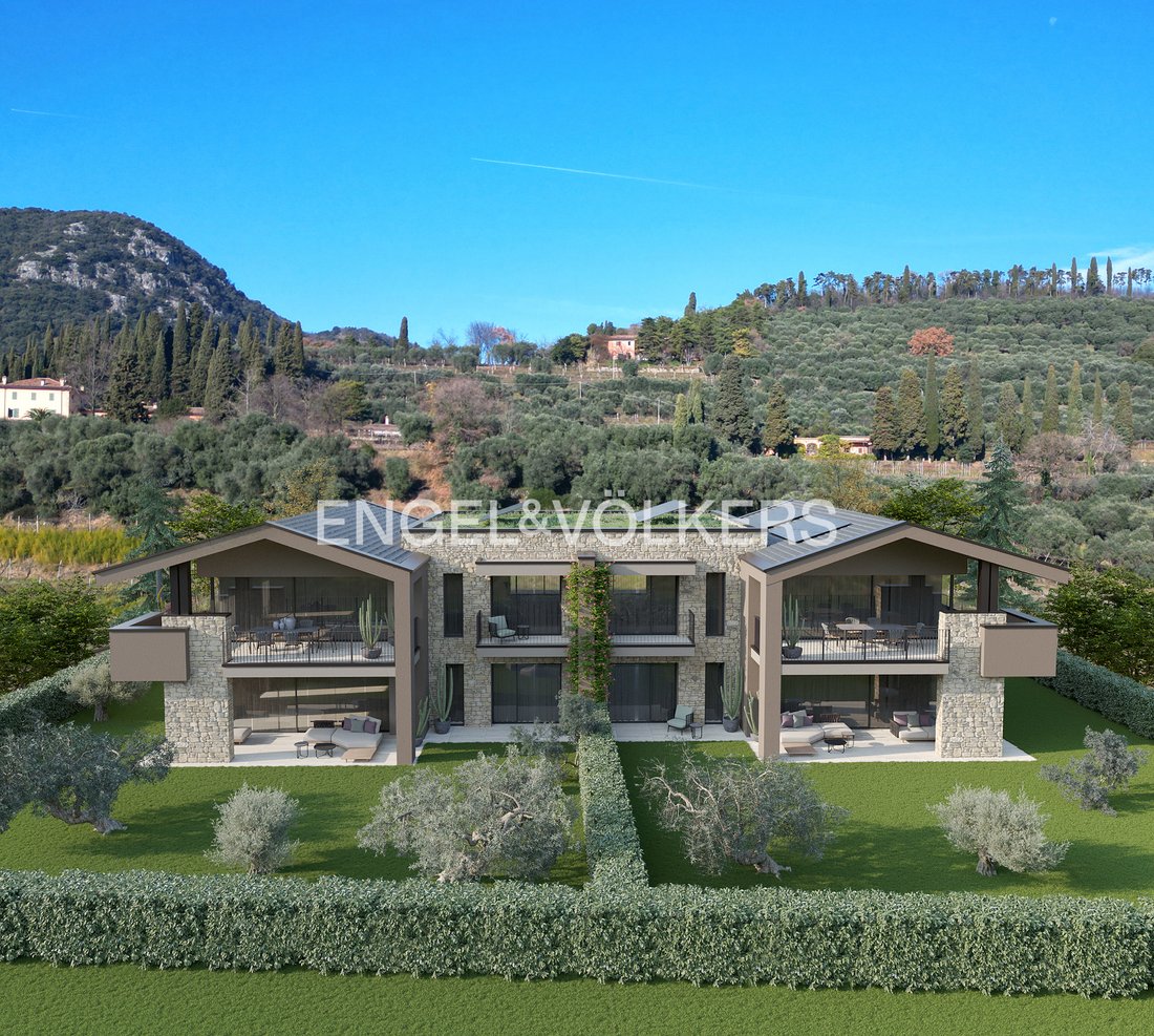 Apartment in Garda, Veneto, Italy 3 - 16554875