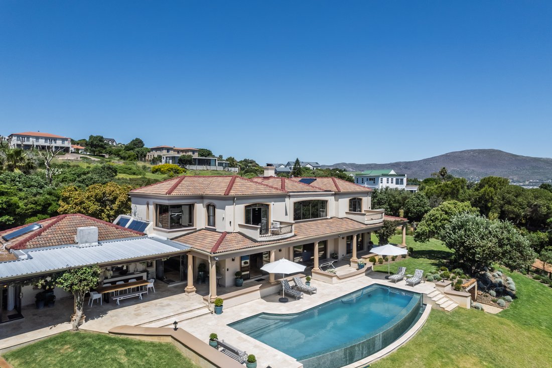 House in Crofters Valley, Cape Town, Western Cape 3 - 16555071