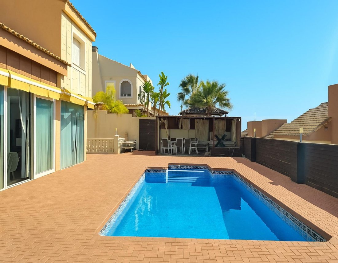 Chalet in Finestrat, Valencian Community, Spain 1 - 16321001