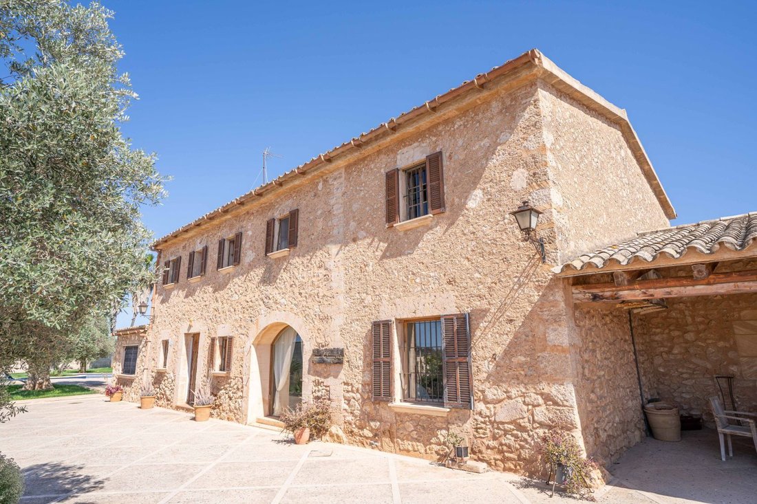 Country House in Santa Eugenia, Balearic Islands, Spain 4 - 16555115