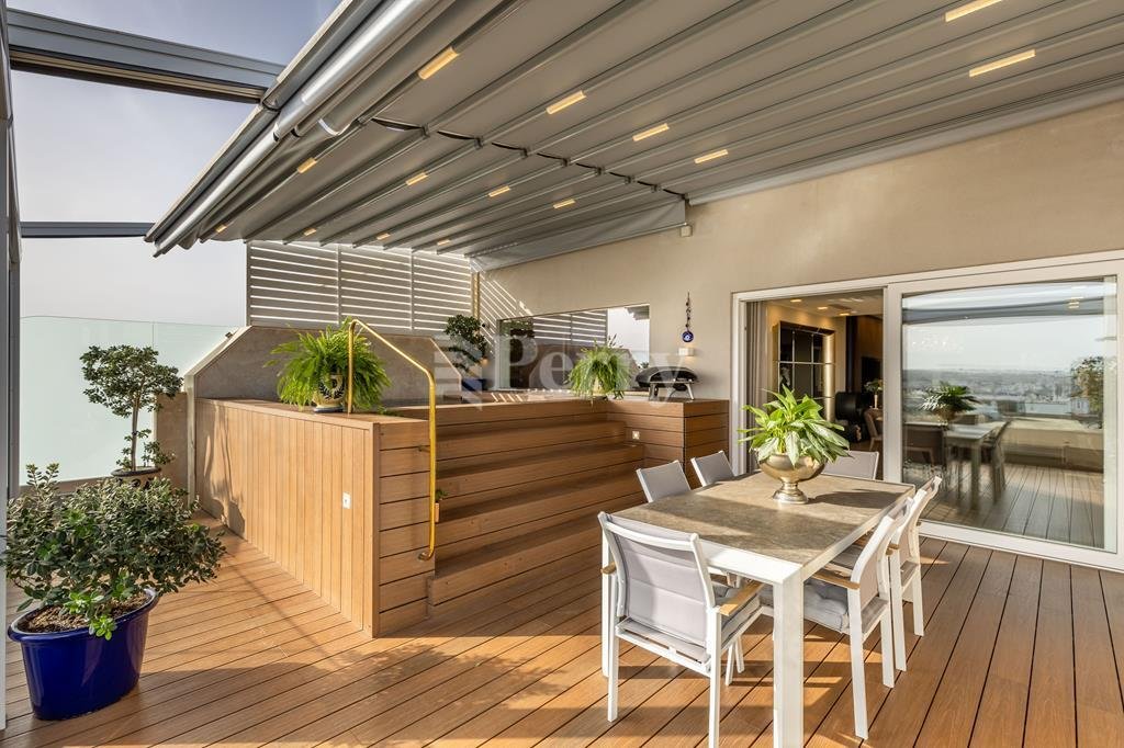 Luxury penthouses for sale in Barcelona - Coldwell Banker España