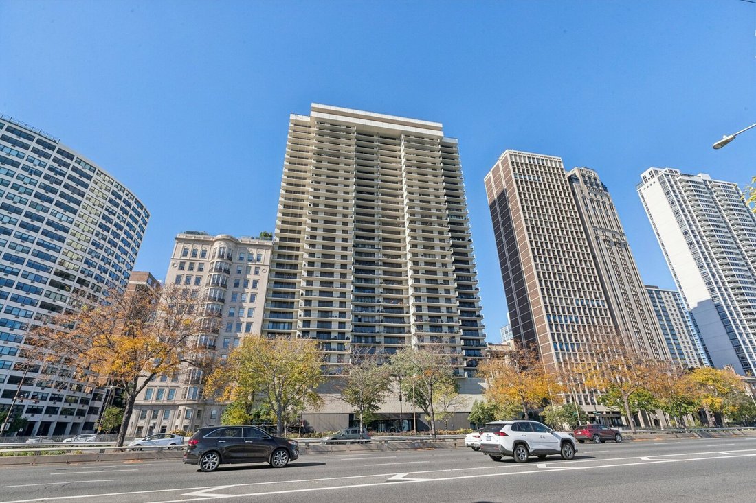 House in Chicago, Illinois, United States 1 - 16555413