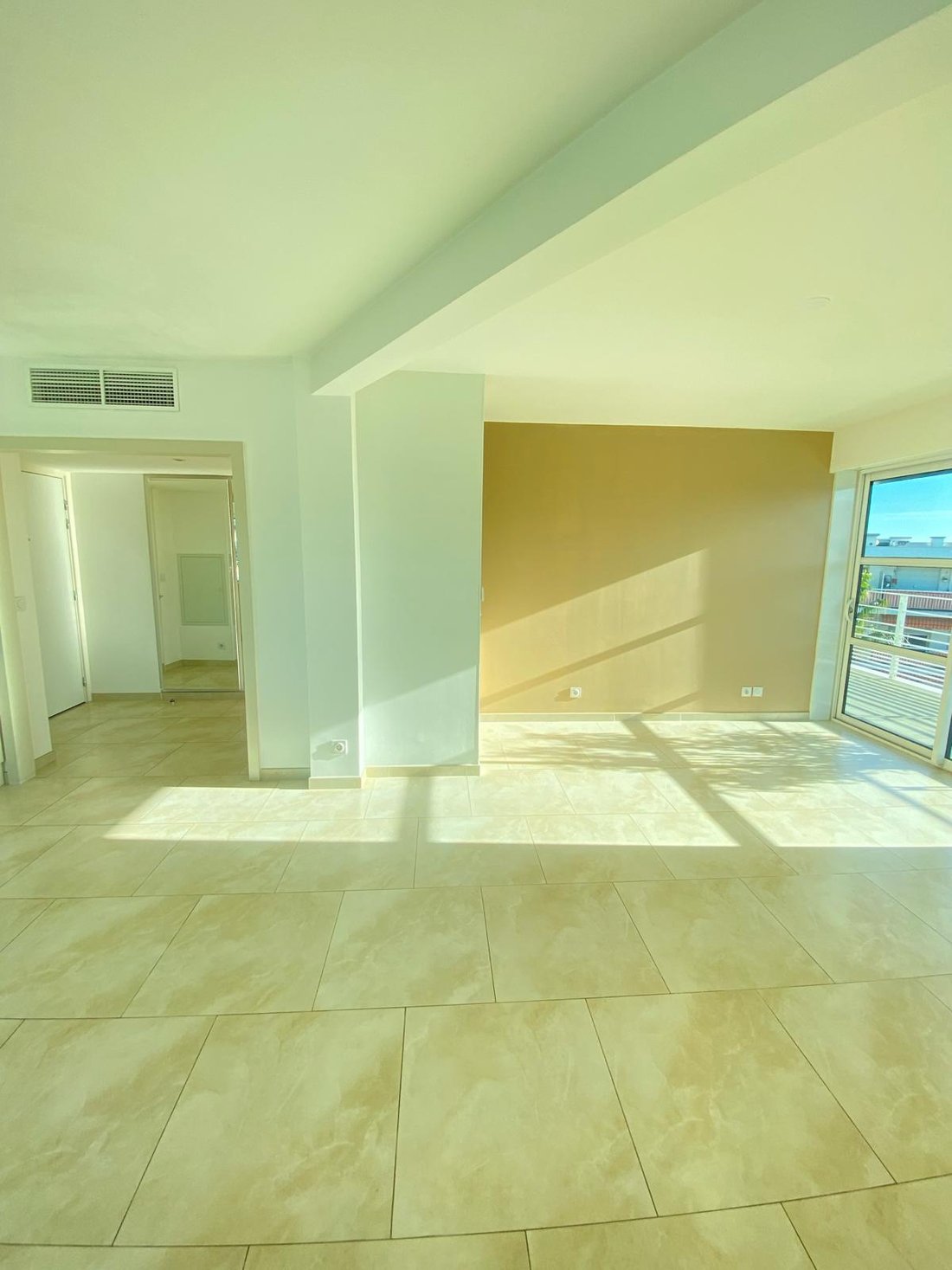 Apartment in Val Fleuri-Montaleigne, Cagnes-sur-Mer, France 4 - 16556958