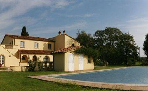 Villa in Cecina Centro, Cecina, Tuscany 1
