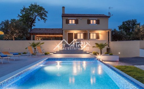 House in Fazana, Istria County, Croatia 1
