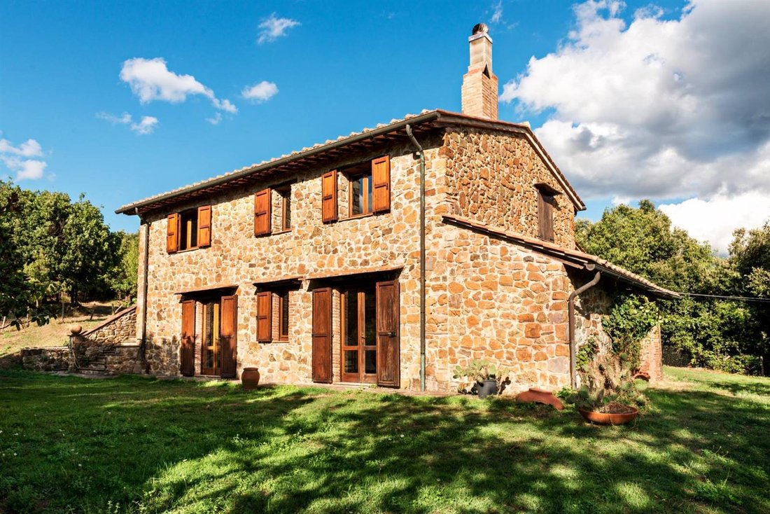 Apartment in Massa Marittima, Tuscany, Italy 1 - 16556345