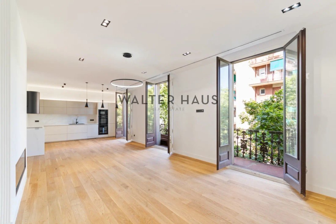 Apartment in Eixample, Barcelona, Spain 1 - 15872073