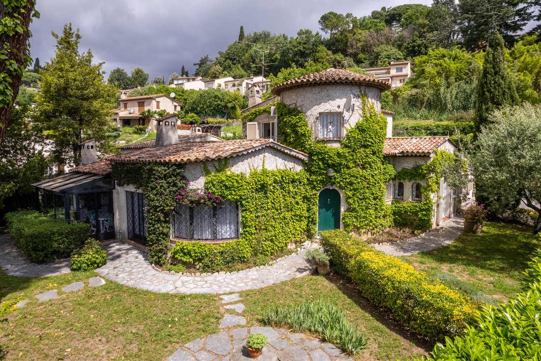 Villa in Plan de Noves, Vence, France 2 - 16557008