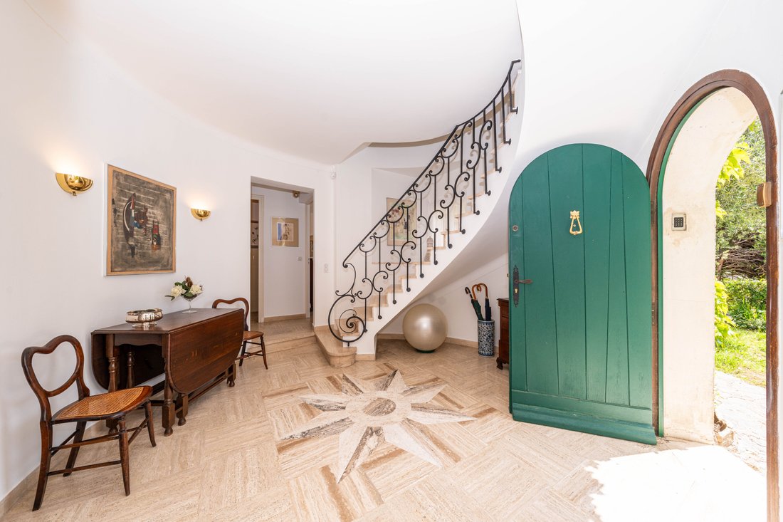 Villa in Plan de Noves, Vence, France 4 - 16557008