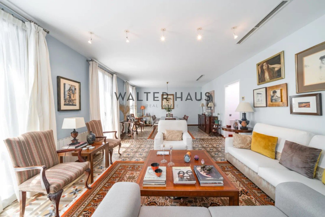 Apartment in Eixample, Barcelona, Spain 1 - 15942678