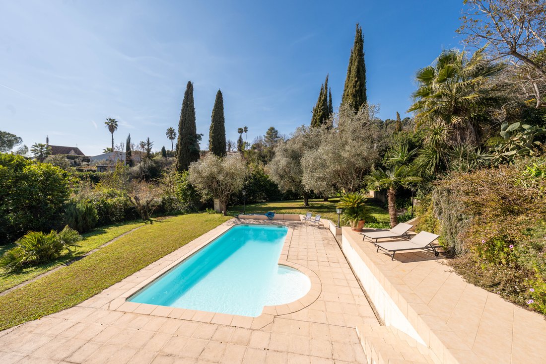 Villa in Centre du Village, La Colle-sur-Loup, France 2 - 16556766