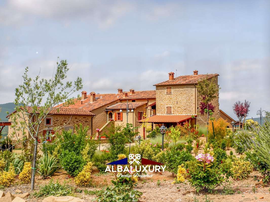 Villa in Giovi-Puglia-Catona, Arezzo, Tuscany 2 - 15347282