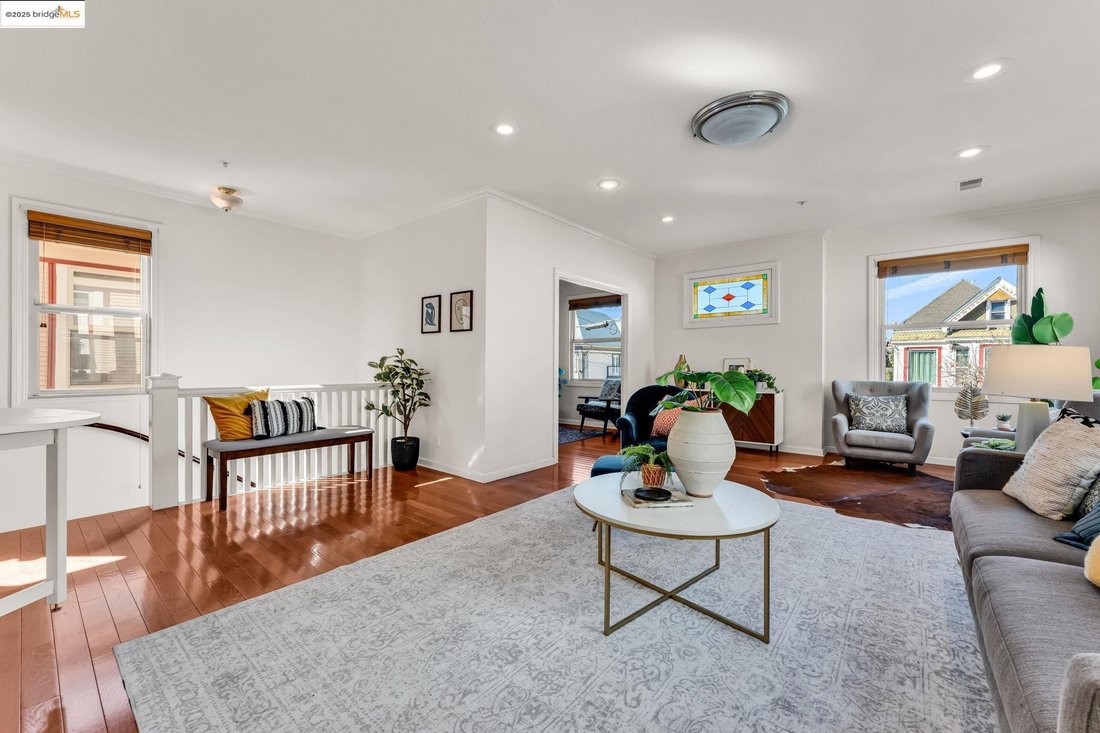 Condo in Oakland, California, United States 5 - 16557426