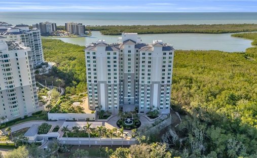 Condo in Bonita Springs, Florida, United States 1