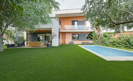 Villa in Mataro, Catalonia, Spain 1