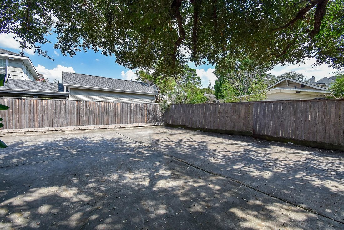 Houston, Texas, United States 4 - 16507422