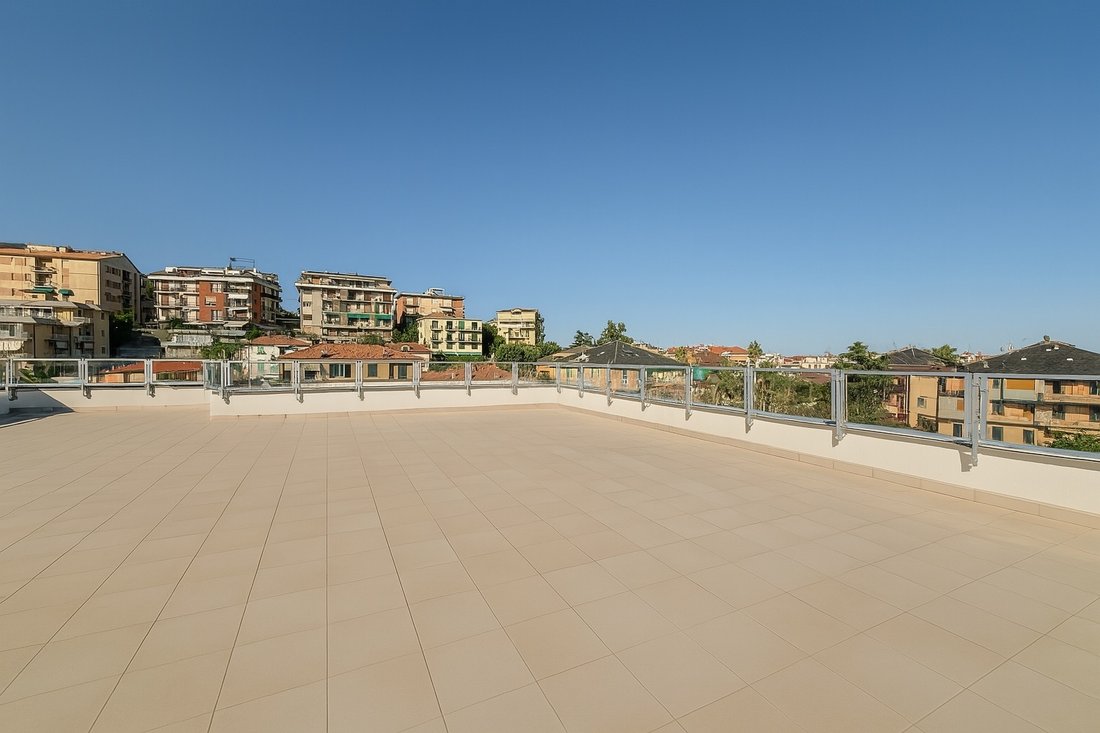 Apartment in Central Hill, Alassio, Liguria 2 - 16555808
