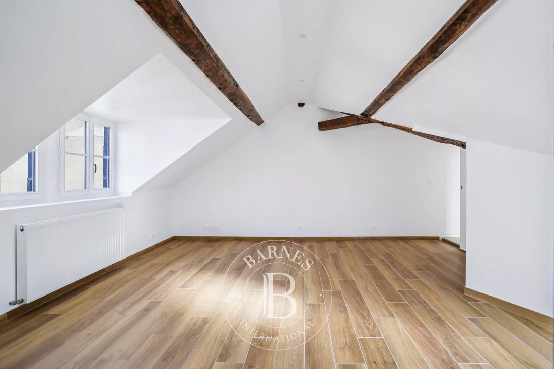 Apartment in Faubourg du Temple-Hôpital Saint Louis, Paris 10e Arrondissement, Paris 1 - 16556926