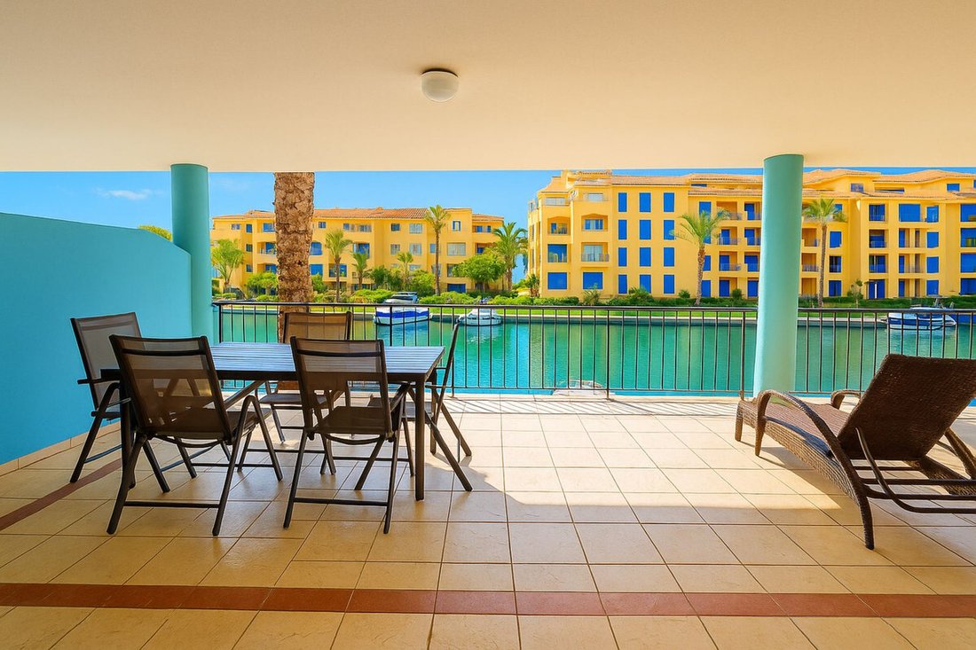 Apartment in Sotogrande, San Roque, Andalusia 1 - 16539488