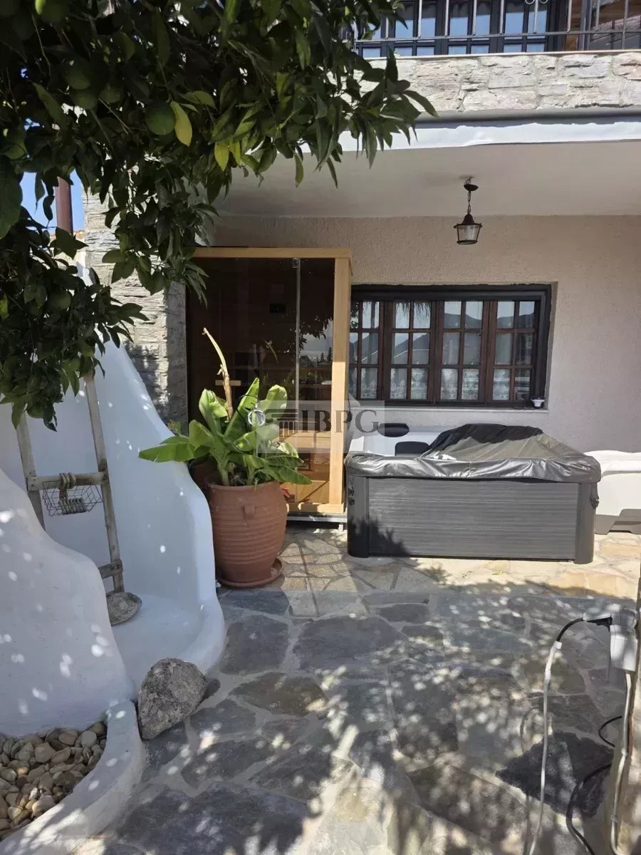 Villa in Aianteio Community, Salamina, Greece 4 - 16558301