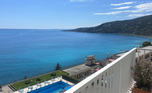 Apartment in Capo Nero - Aurelia Levante, Ospedaletti, Liguria 1