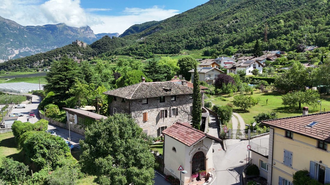 Villa in Lasino, Trentino – Alto Adige/Südtirol, Italy 1 - 16559229