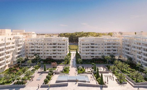 Apartment in Puerto Banus, Marbella, Spain 1