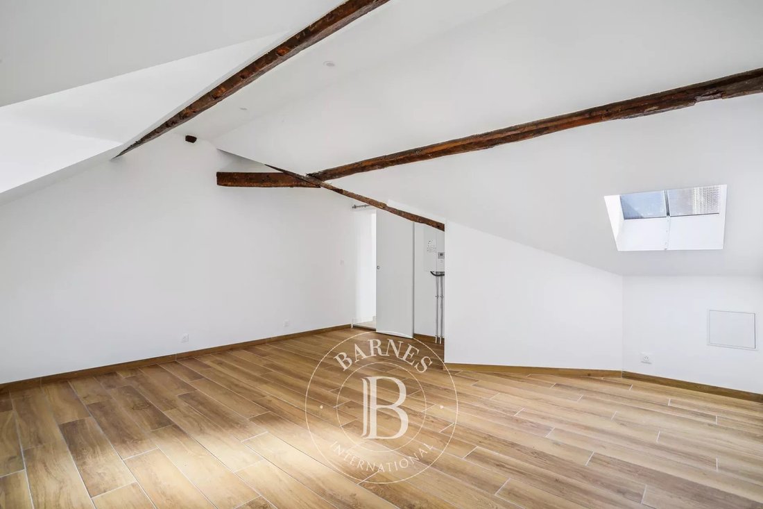 Apartment in Faubourg du Temple-Hôpital Saint Louis, Paris 10e Arrondissement, Paris 3 - 16556926