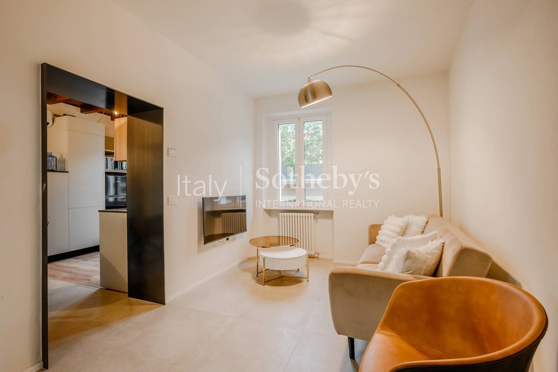 Apartment in Arona, Piedmont, Italy 2 - 16405739