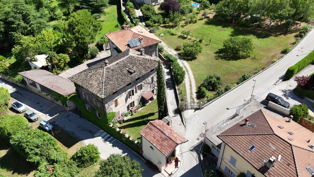 Villa in Lasino, Trentino – Alto Adige/Südtirol, Italy 3 - 16559229