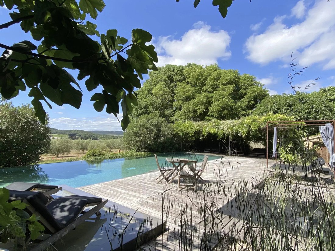 Estate in Montaren-et-Saint-Médiers, Occitania, France 2 - 16556716